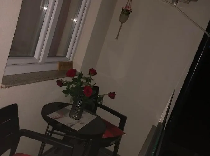 Sims شقة بييلينا